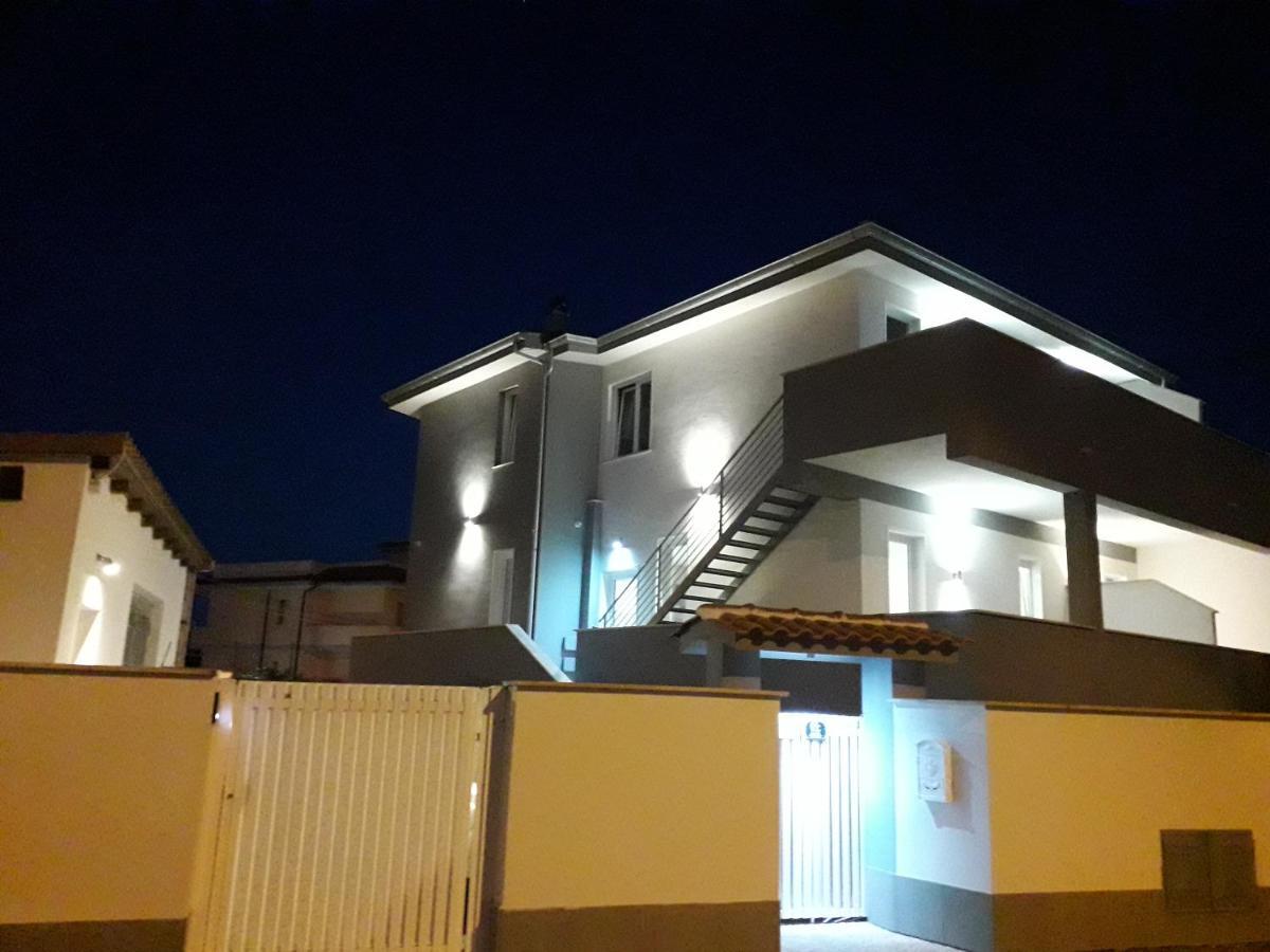 B&B Purple Italy Fiumicino Bagian luar foto