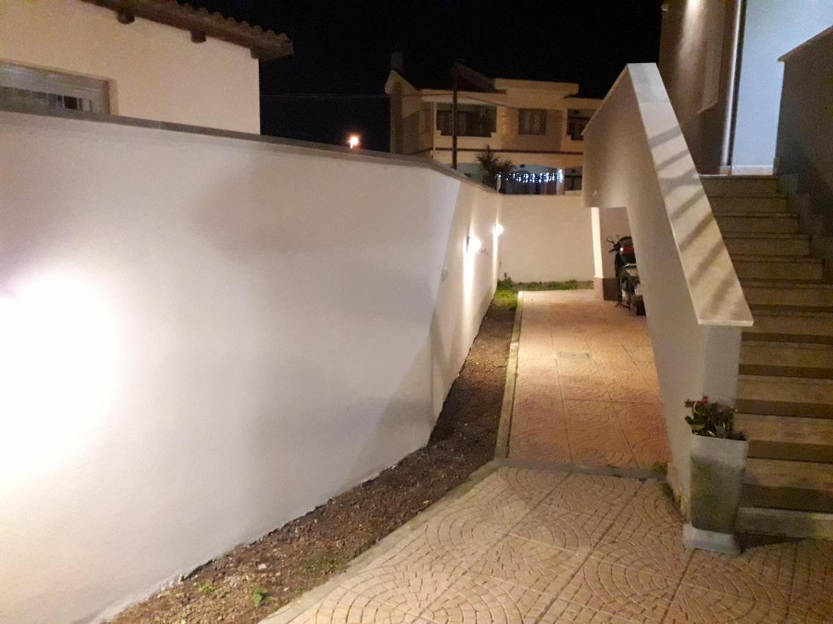 B&B Purple Italy Fiumicino Bagian luar foto