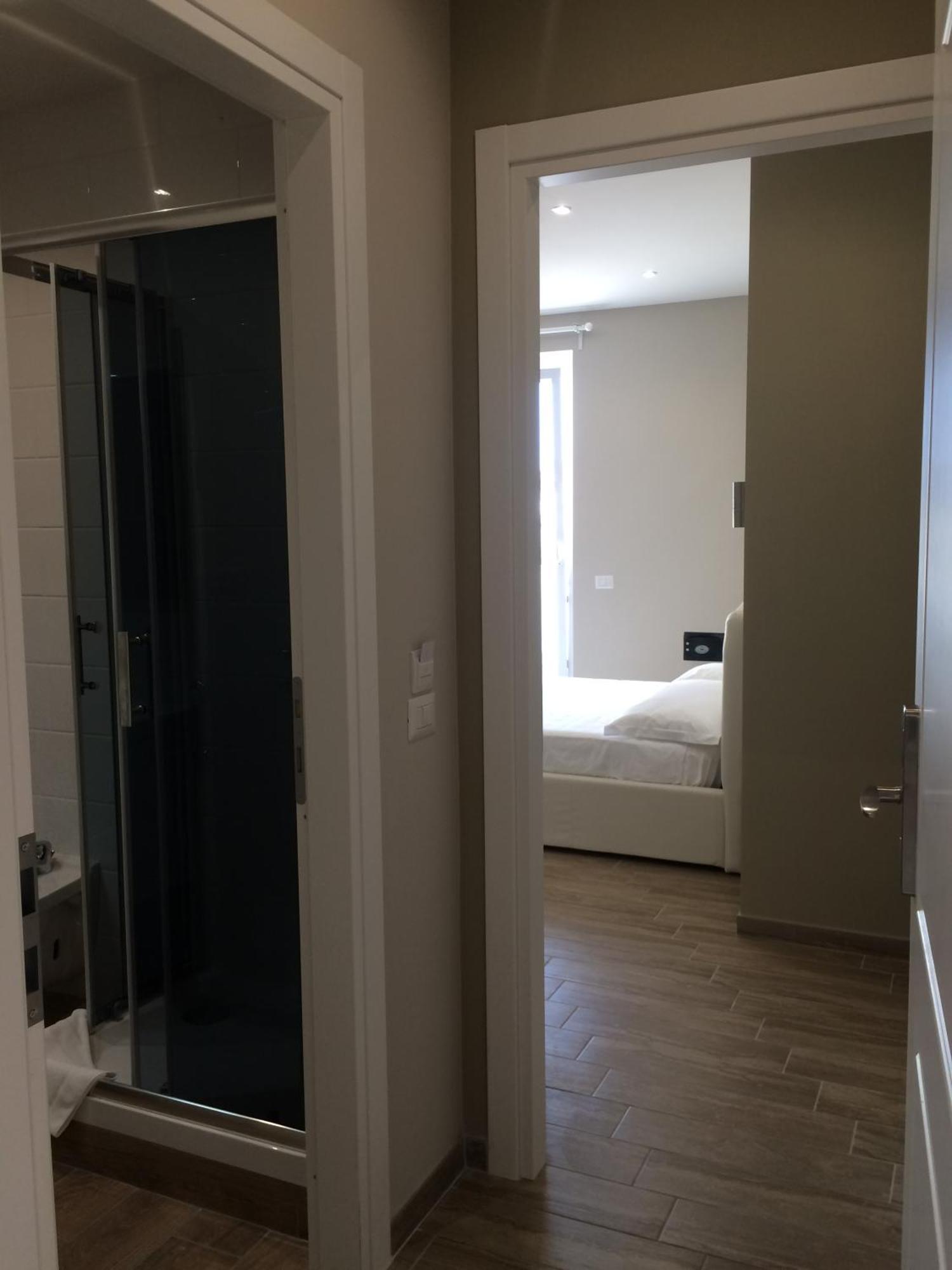 B&B Purple Italy Fiumicino Bagian luar foto